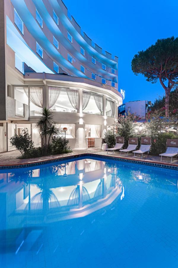 Hotel Schiller Cervia Zewnętrze zdjęcie