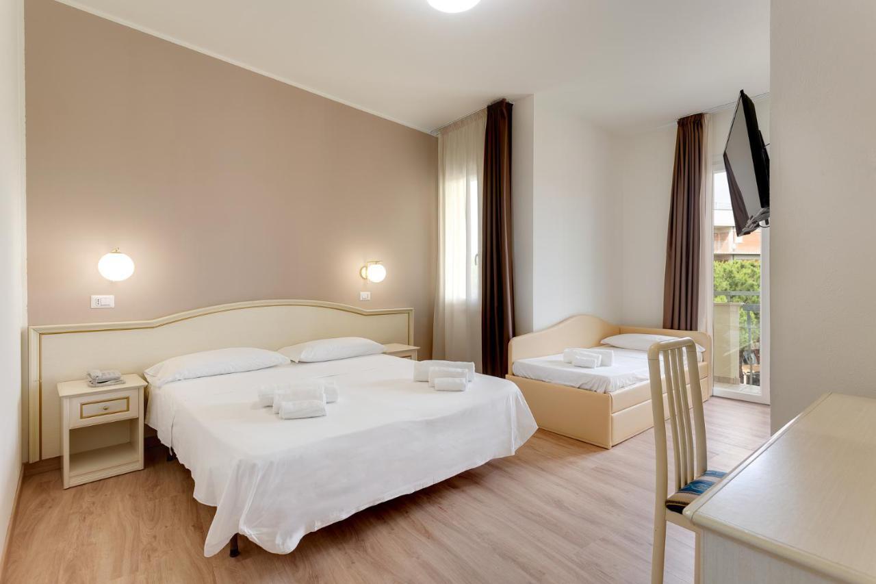 Hotel Schiller Cervia Zewnętrze zdjęcie