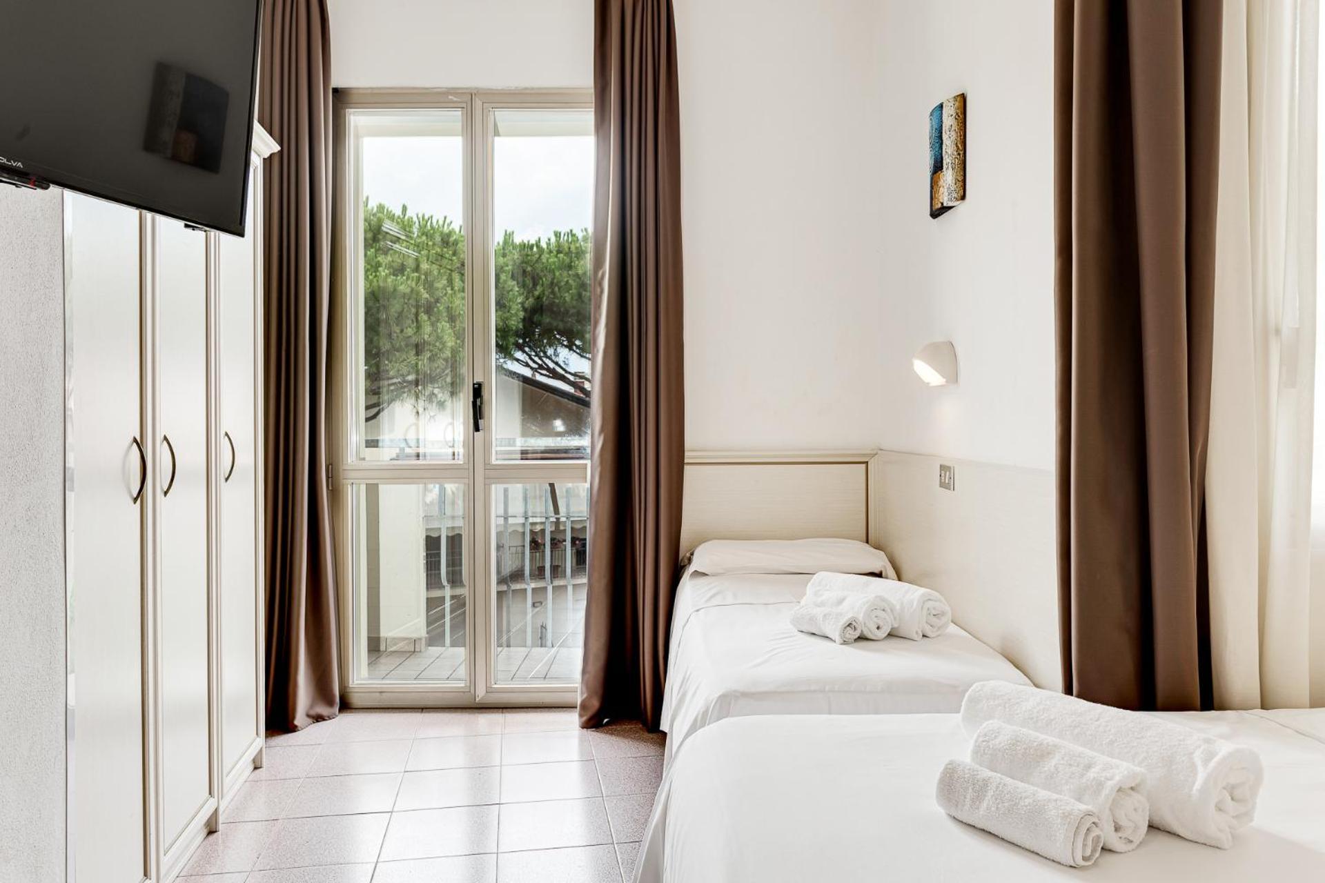 Hotel Schiller Cervia Zewnętrze zdjęcie