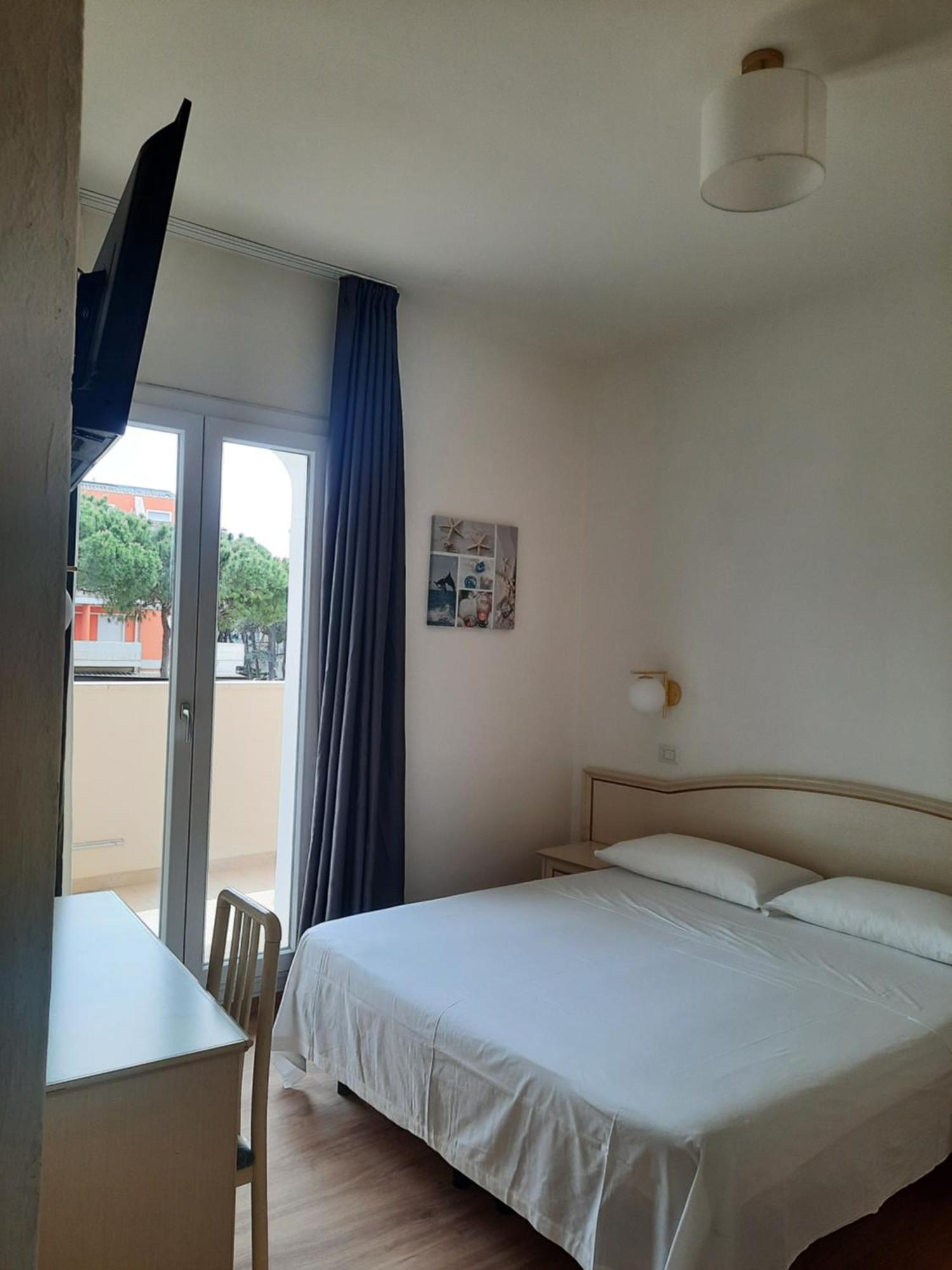 Hotel Schiller Cervia Zewnętrze zdjęcie