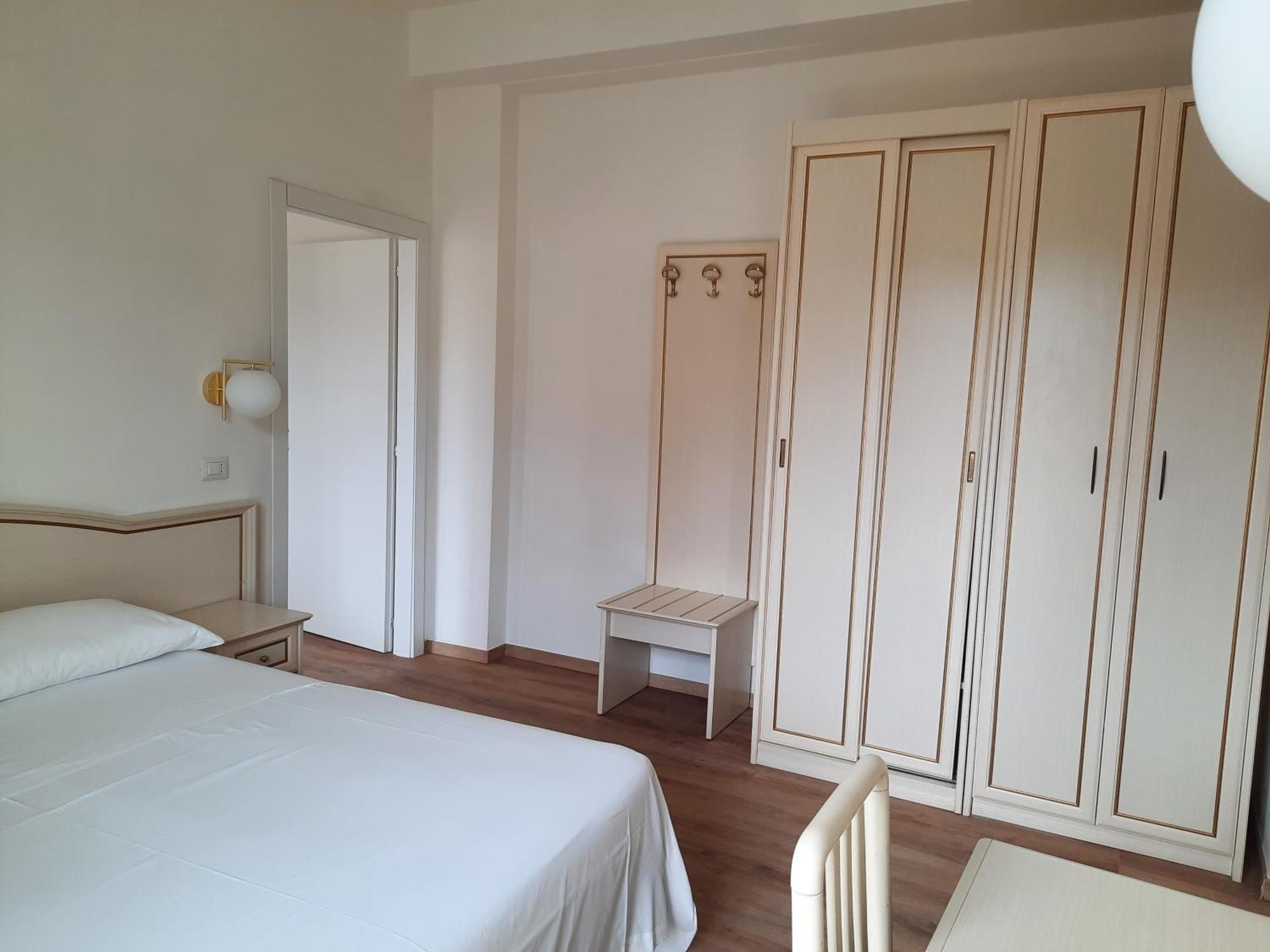 Hotel Schiller Cervia Zewnętrze zdjęcie