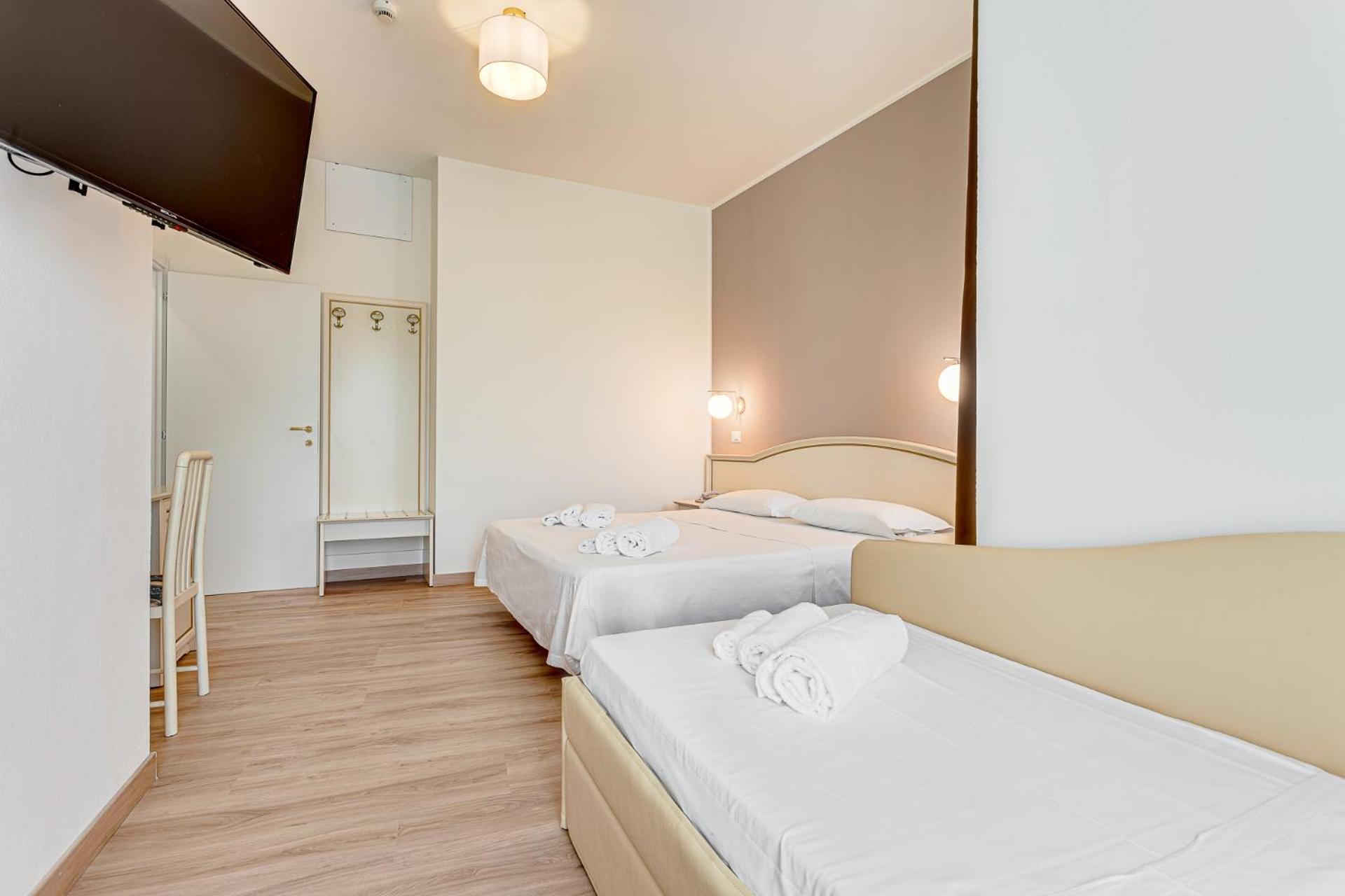 Hotel Schiller Cervia Zewnętrze zdjęcie